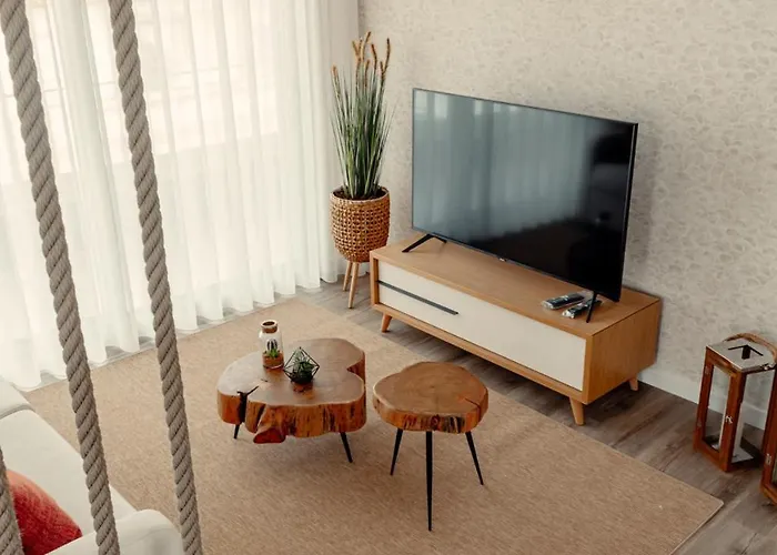 Shellter By The Sea Виейра-де-Лейрия