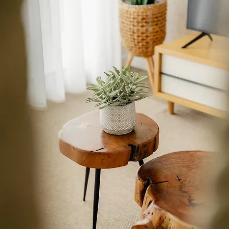 Shellter By The Sea Apartment *